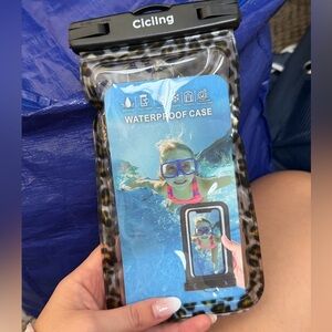 Amazon Leopard Pattern Waterproof Phone Case
